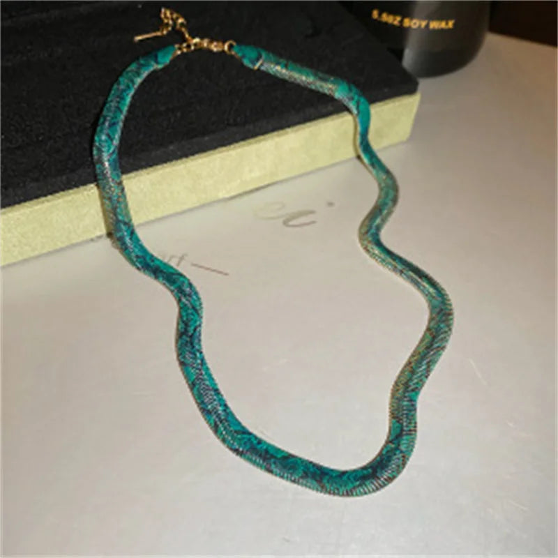 Hiss Snake Chain Necklace